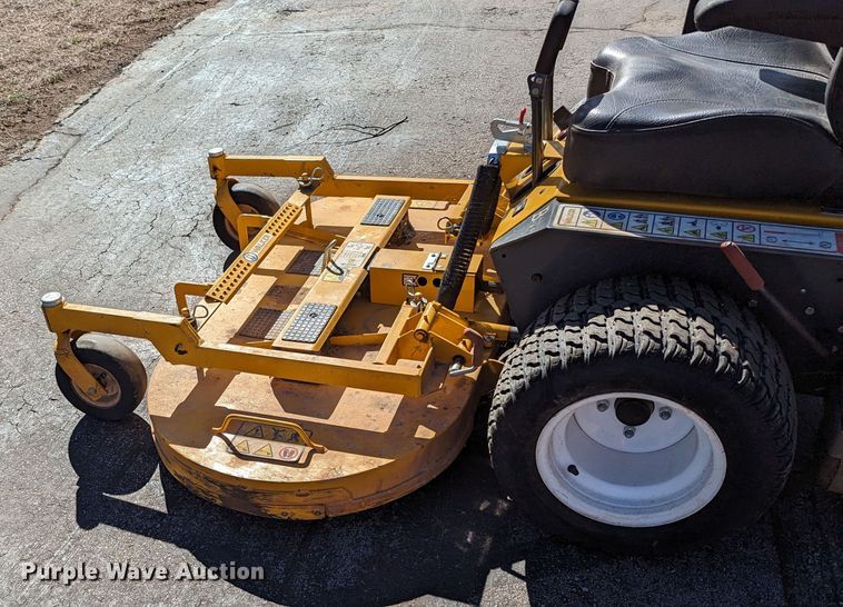 image for item LF9677 Walker B27i  ZTR lawn mower