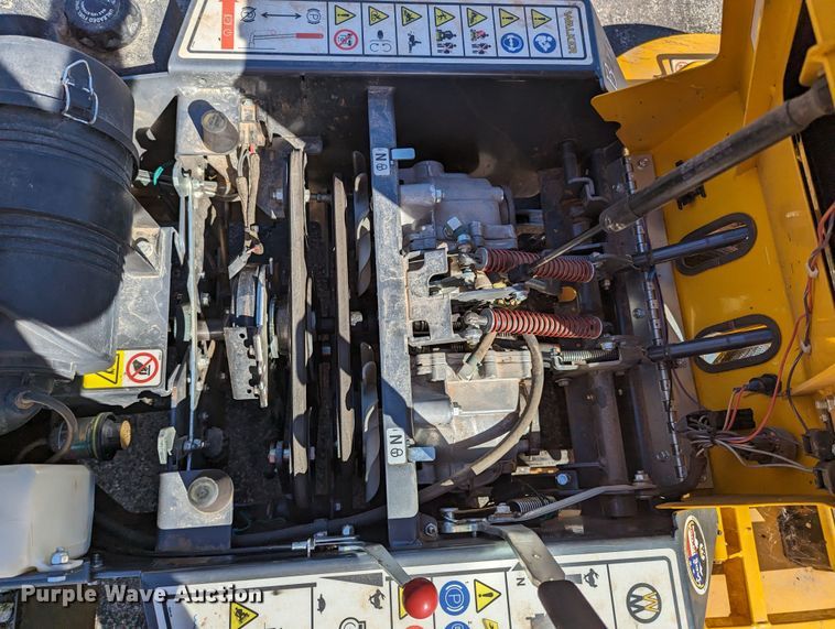 image for item LF9677 Walker B27i  ZTR lawn mower