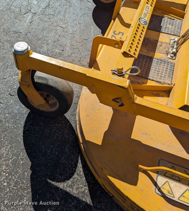 image for item LF9677 Walker B27i  ZTR lawn mower