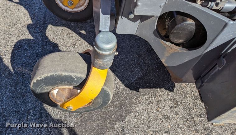 image for item LF9677 Walker B27i  ZTR lawn mower