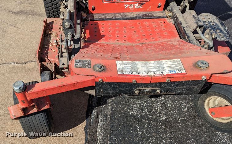 image for item LF9678 Gravely 252Z  ZTR lawn mower