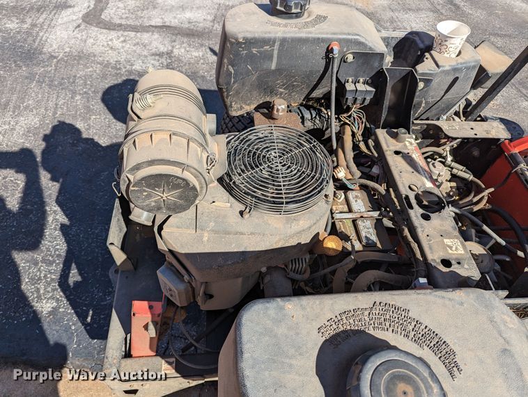 image for item LF9678 Gravely 252Z  ZTR lawn mower