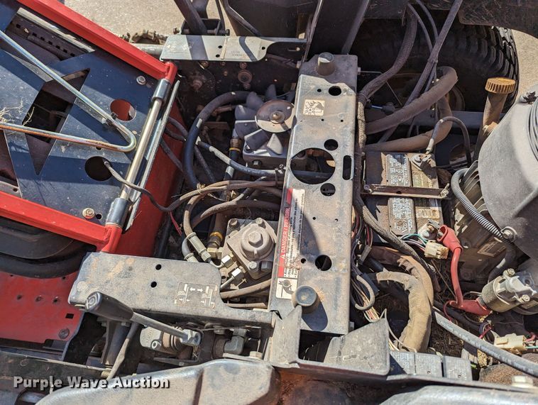 image for item LF9678 Gravely 252Z  ZTR lawn mower