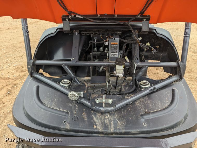 image for item LF9682 Kubota RTV400ci  utility vehicle