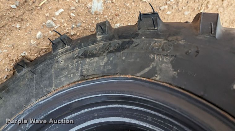 image for item LF9682 Kubota RTV400ci  utility vehicle