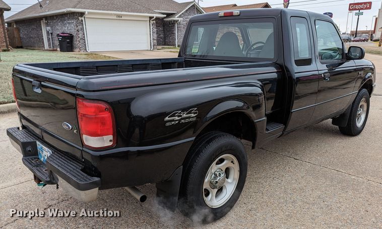 image for item LF9690 2000 Ford Ranger XL  SuperCab pickup truck