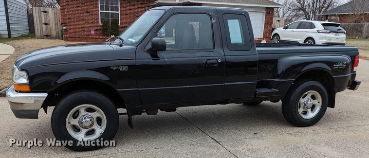 image for item LF9690 2000 Ford Ranger XL  SuperCab pickup truck
