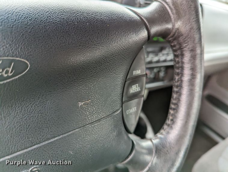 image for item LF9690 2000 Ford Ranger XL  SuperCab pickup truck