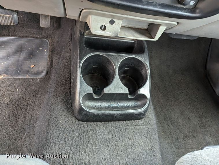 image for item LF9690 2000 Ford Ranger XL  SuperCab pickup truck