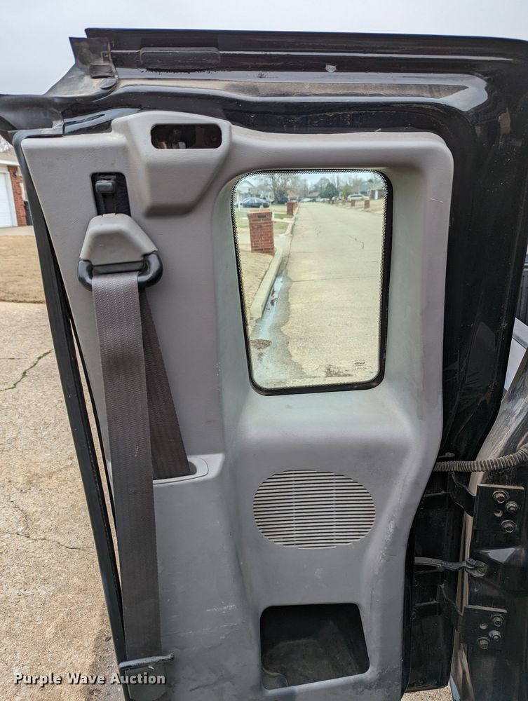 image for item LF9690 2000 Ford Ranger XL  SuperCab pickup truck