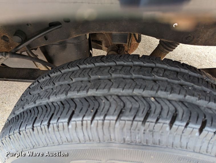 image for item LF9690 2000 Ford Ranger XL  SuperCab pickup truck