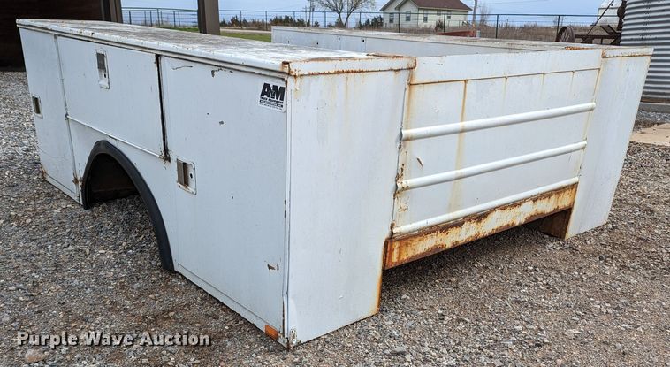 image for item LF9707 Stahl  utility bed