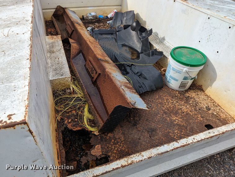 image for item LF9707 Stahl  utility bed