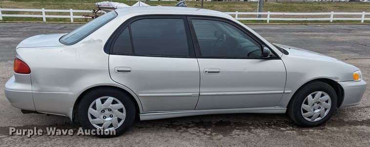 image for item LF9710 2002 Toyota Corolla