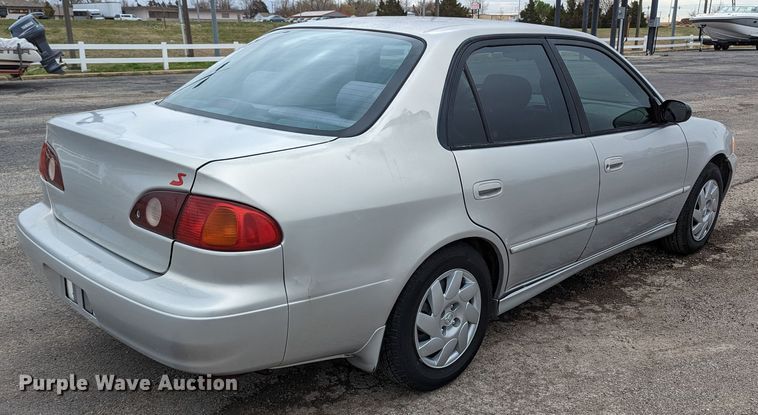 image for item LF9710 2002 Toyota Corolla