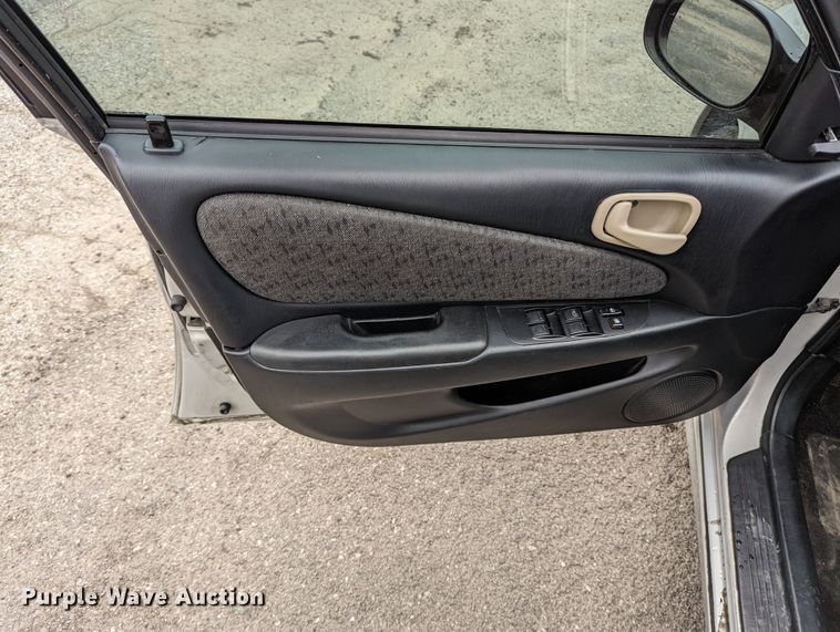 image for item LF9710 2002 Toyota Corolla