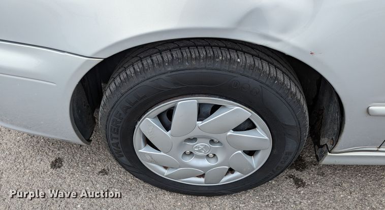 image for item LF9710 2002 Toyota Corolla