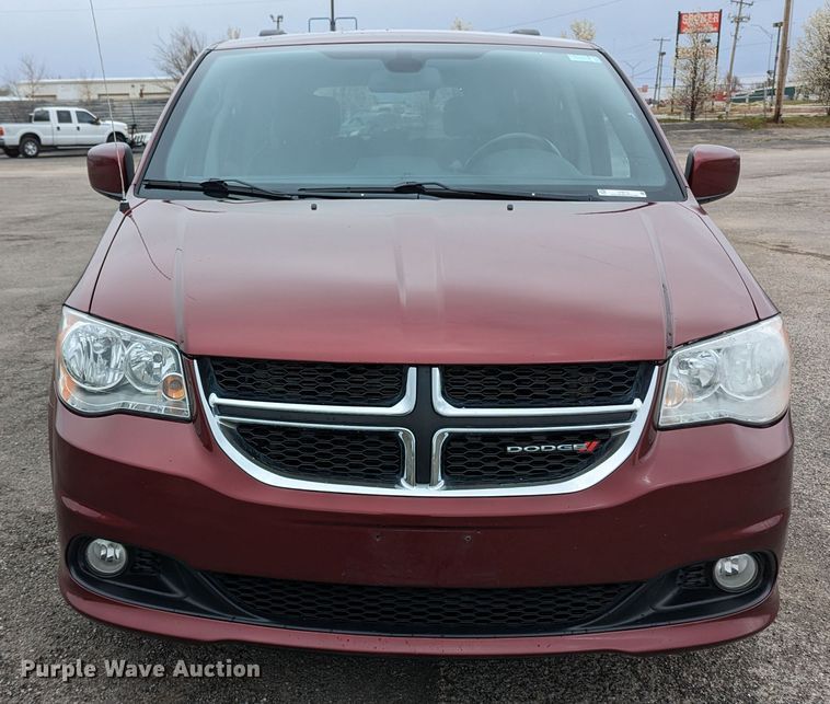 image for item LF9713 2019 Dodge Grand Caravan  van