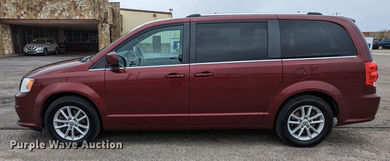 image for item LF9713 2019 Dodge Grand Caravan  van