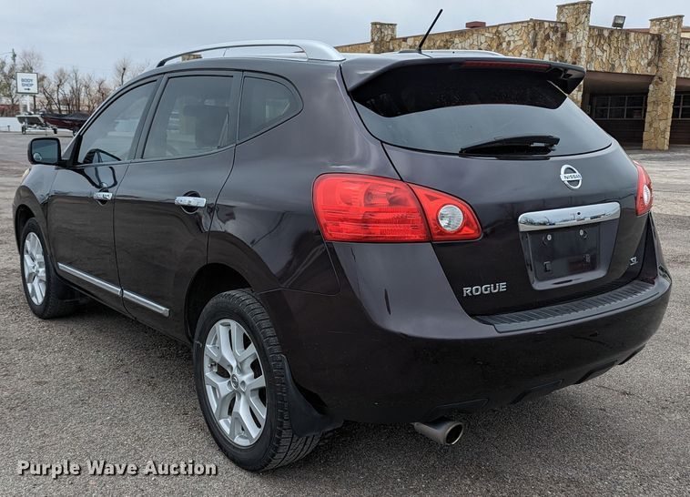 image for item LF9714 2013 Nissan Rogue  SUV