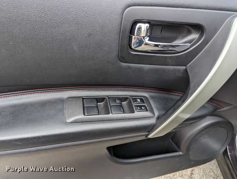 image for item LF9714 2013 Nissan Rogue  SUV