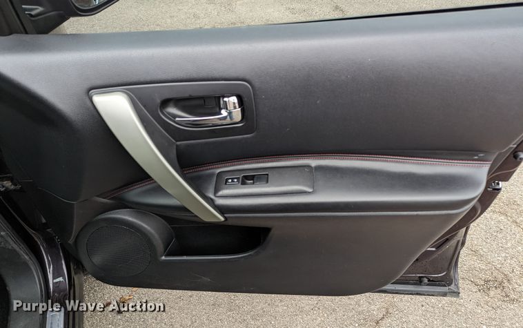 image for item LF9714 2013 Nissan Rogue  SUV