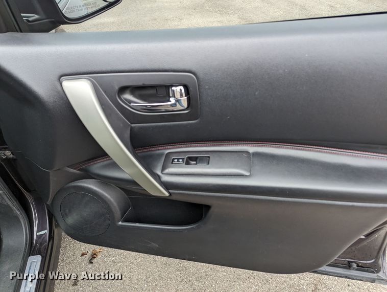 image for item LF9714 2013 Nissan Rogue  SUV