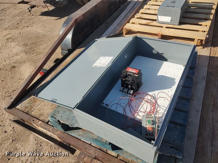 image for item LG9596 Square D  lighting contactor