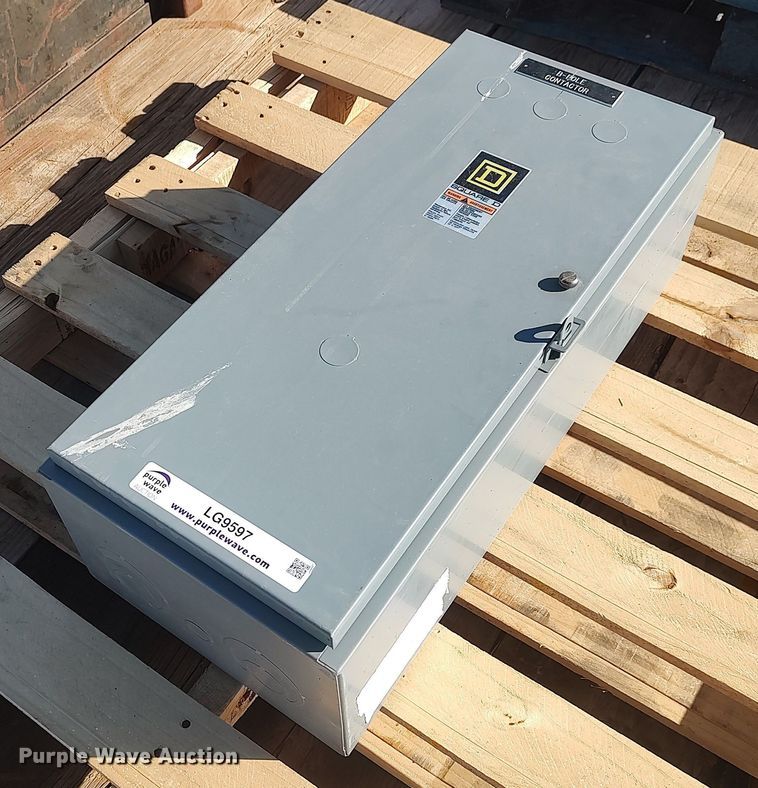 image for item LG9597 Square D  lighting contactor