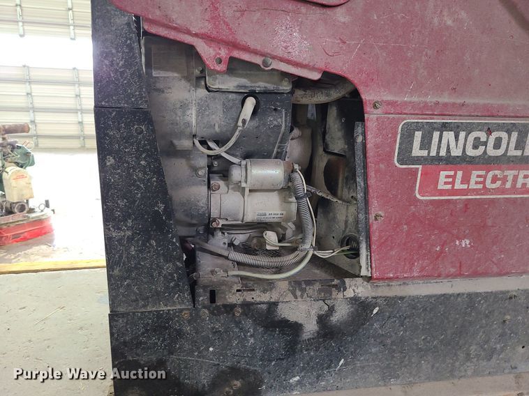 image for item LH9812 Lincoln Electric Ranger 250  welder