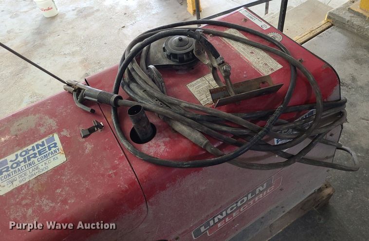 image for item LH9812 Lincoln Electric Ranger 250  welder