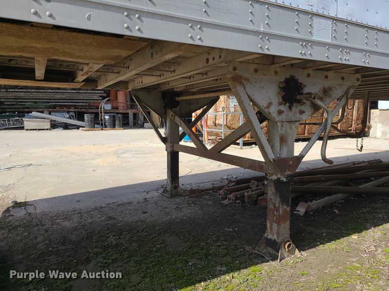 image for item LH9825 1985 Great Dane  dry van trailer