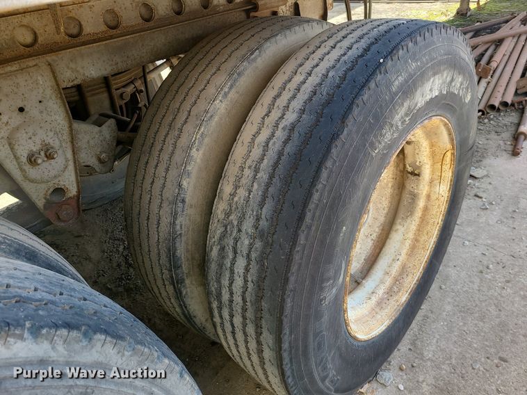 image for item LH9825 1985 Great Dane  dry van trailer