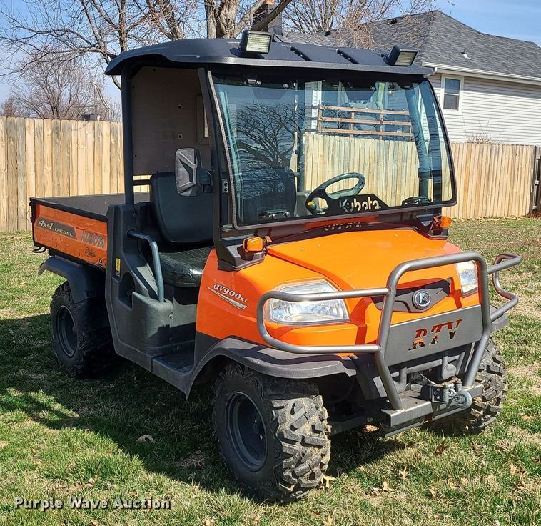 image for item LH9853 Kubota RTV900T  utility vehicle