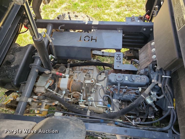 image for item LH9853 Kubota RTV900T  utility vehicle