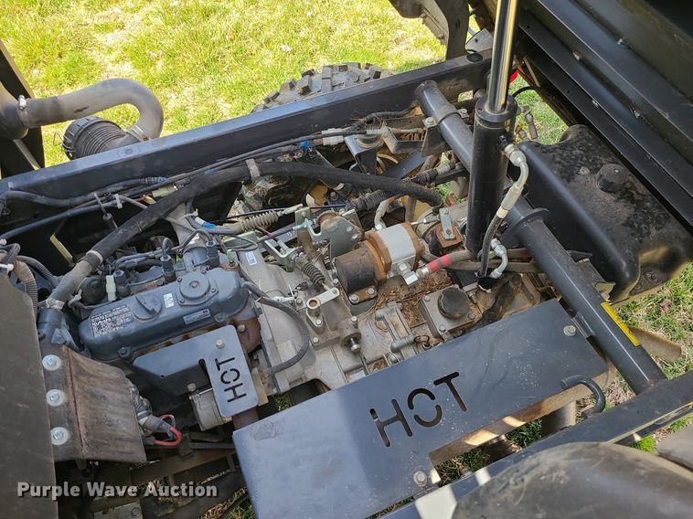 image for item LH9853 Kubota RTV900T  utility vehicle