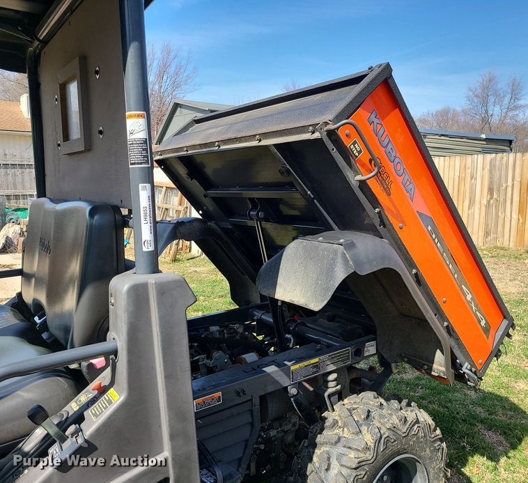 image for item LH9853 Kubota RTV900T  utility vehicle