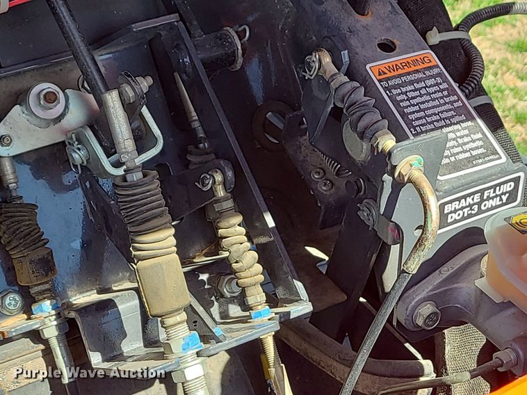 image for item LH9853 Kubota RTV900T  utility vehicle