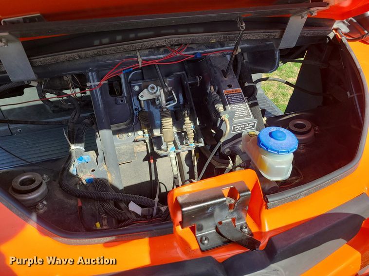 image for item LH9853 Kubota RTV900T  utility vehicle