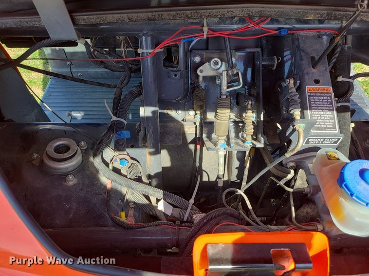 image for item LH9853 Kubota RTV900T  utility vehicle