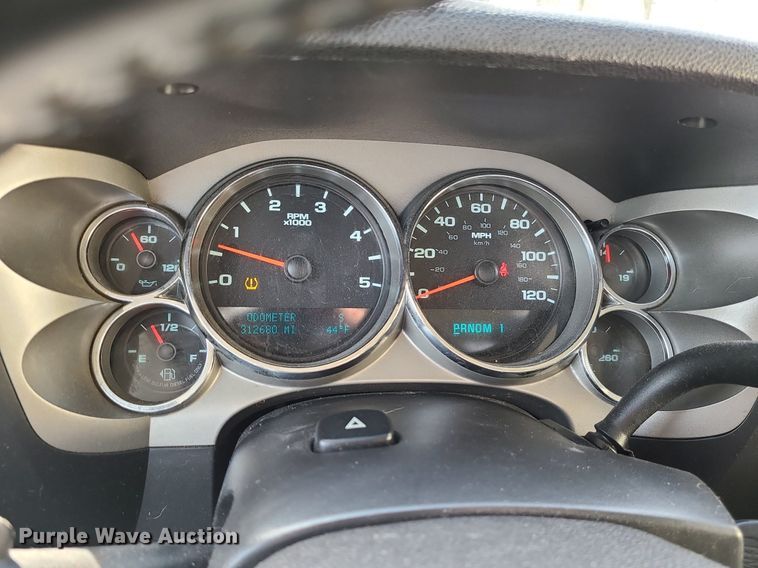 image for item LH9855 2011 GMC Sierra 2500HD SLE  pickup truck