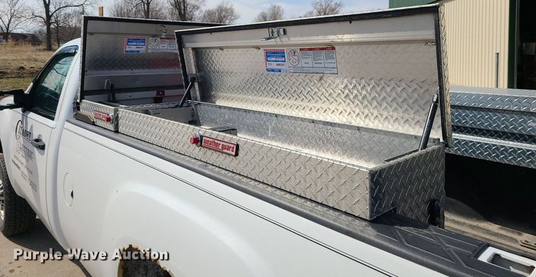 image for item LH9855 2011 GMC Sierra 2500HD SLE  pickup truck