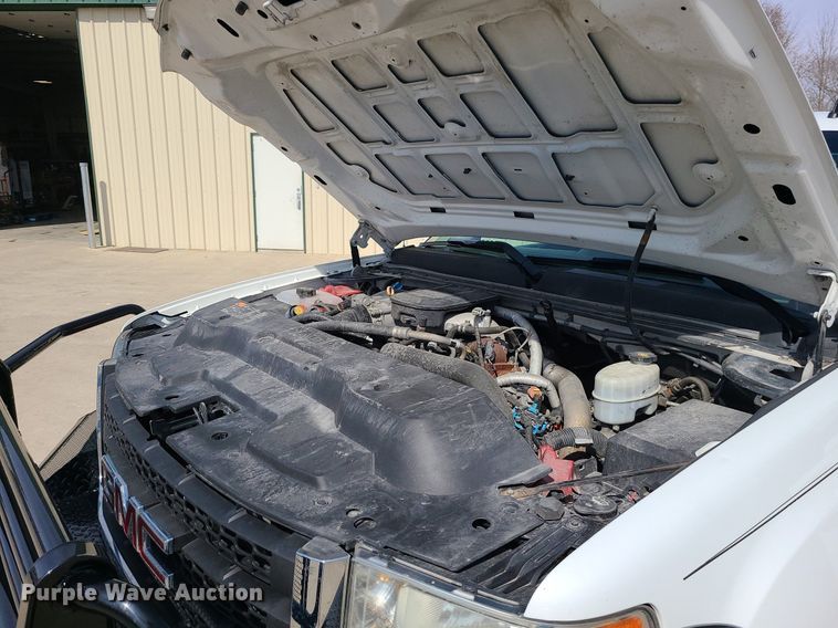 image for item LH9855 2011 GMC Sierra 2500HD SLE  pickup truck