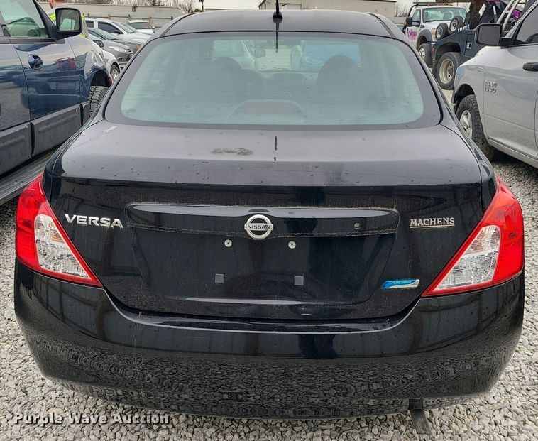 image for item LH9856 2012 Nissan Versa