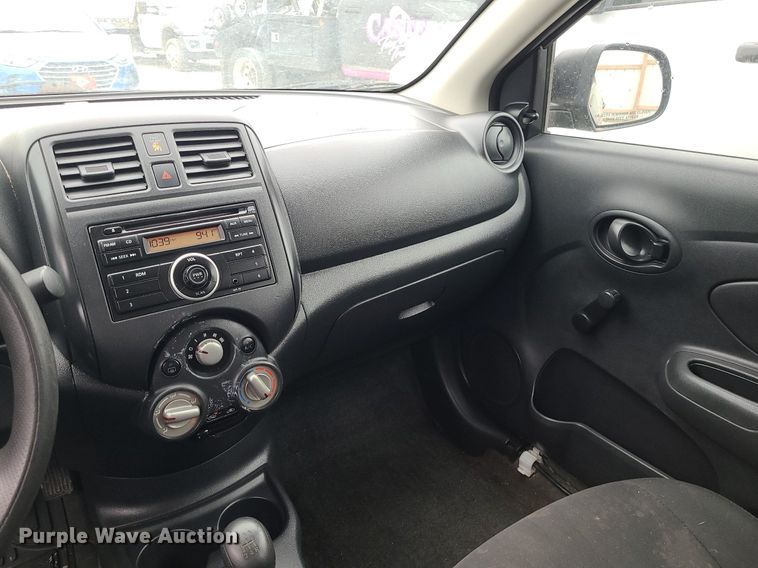 image for item LH9856 2012 Nissan Versa