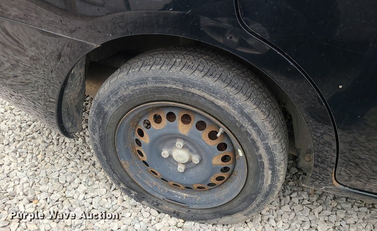 image for item LH9856 2012 Nissan Versa