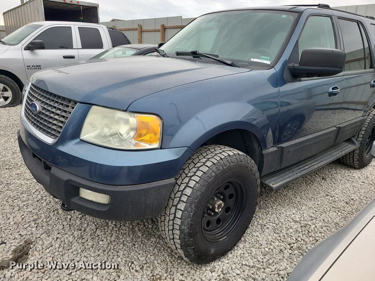 image for item LH9859 2004 Ford Expedition  SUV