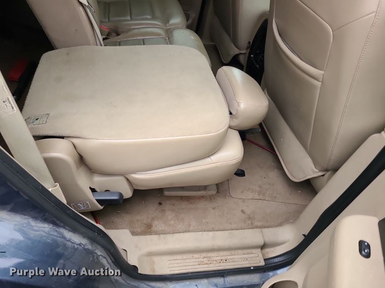 image for item LH9859 2004 Ford Expedition  SUV