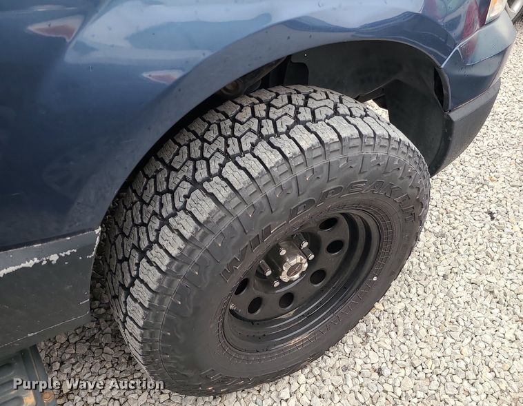 image for item LH9859 2004 Ford Expedition  SUV