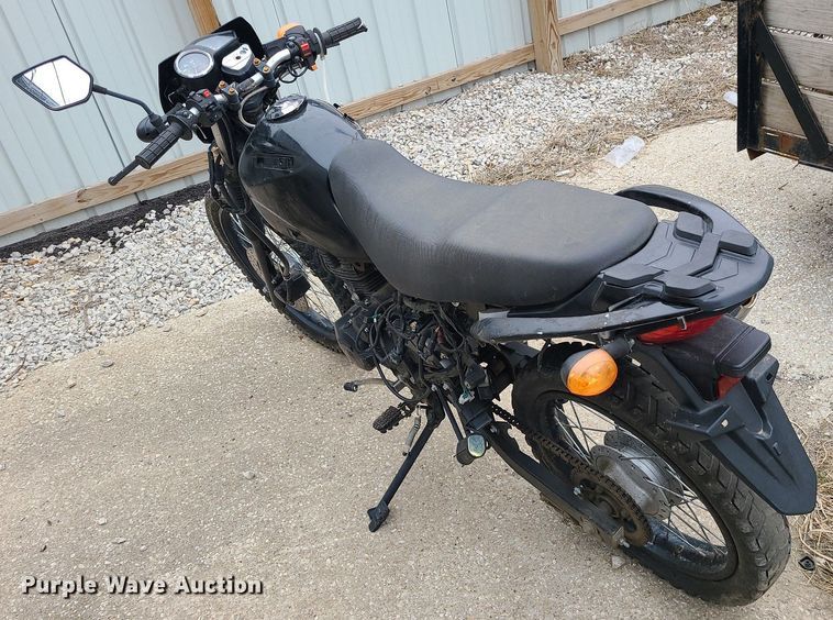 image for item LH9860 2020 Chongqing Astronautic Bashan  motorcycle